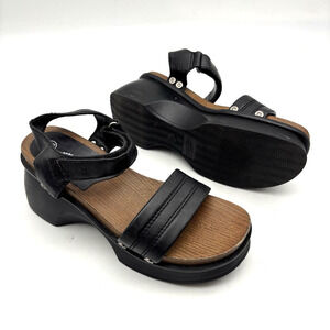 Vintage 90s Lower East Side Black Faux Leather Ankle Strap Platform Sandals 5.5